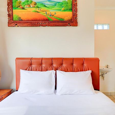 Hotel O Pondok Tulasi Hostel Near Monkey Forest Ubud  Bagian luar foto