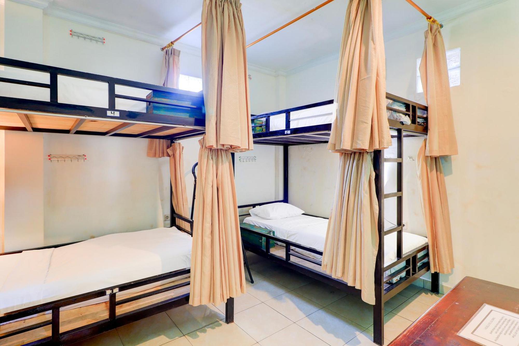 Hotel O Pondok Tulasi Hostel Near Monkey Forest Ubud  Bagian luar foto